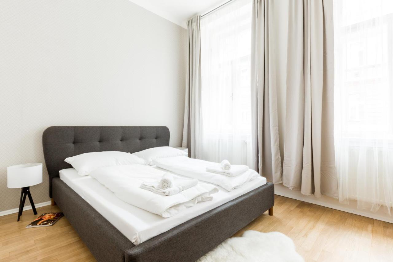 Apartment Hip Borivojova Prag